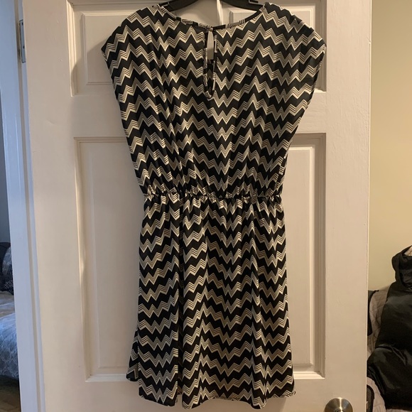 Modcloth Chevron dress - Picture 2 of 5